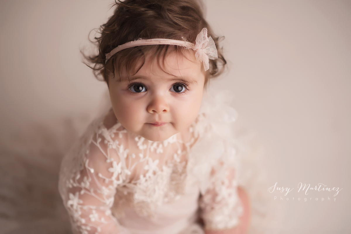6 months, milestone, baby, studio session | Henderson Baby Photographer