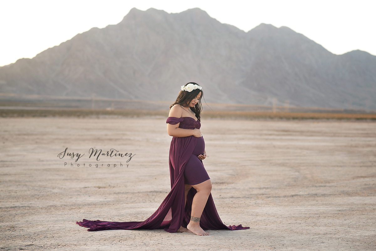 Las Vegas Desert Maternity Photographer