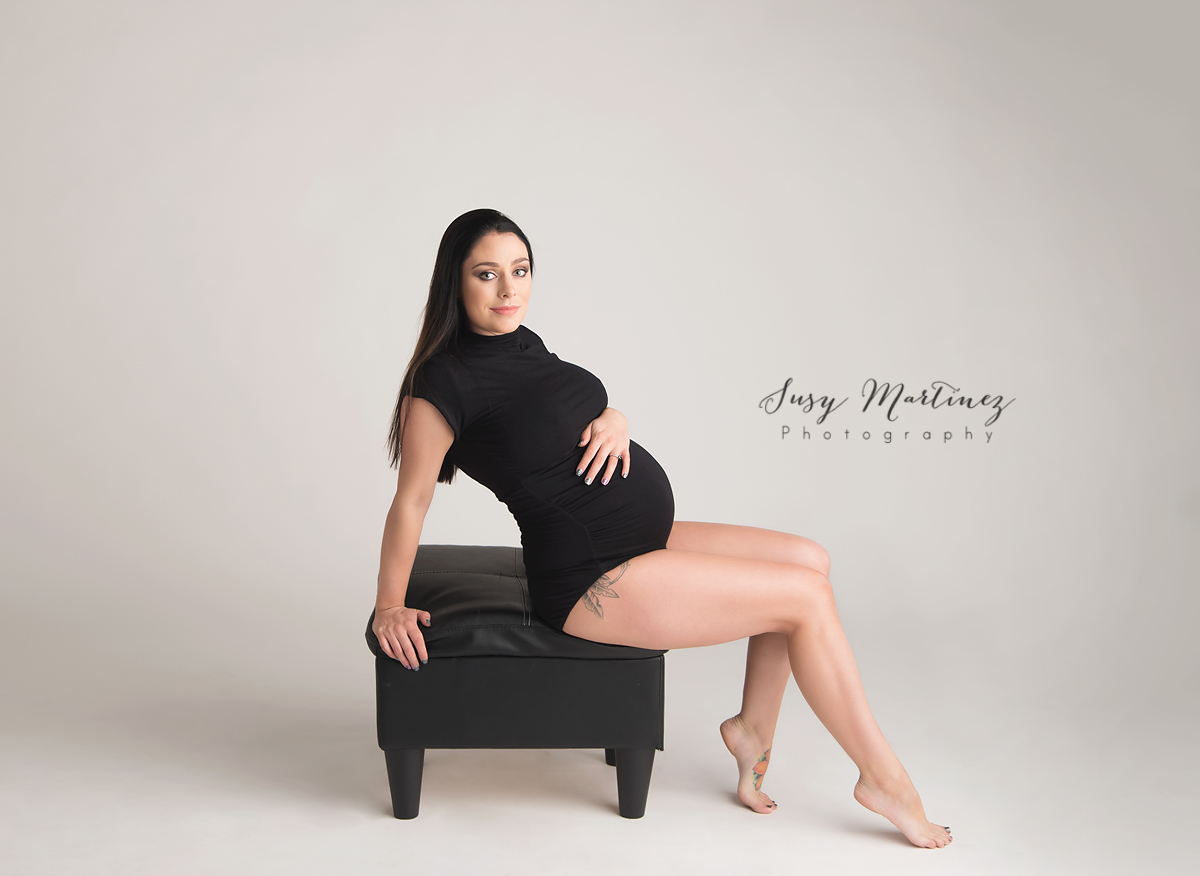 Pregnancy Photos in Las Vegas, Maternity body suits