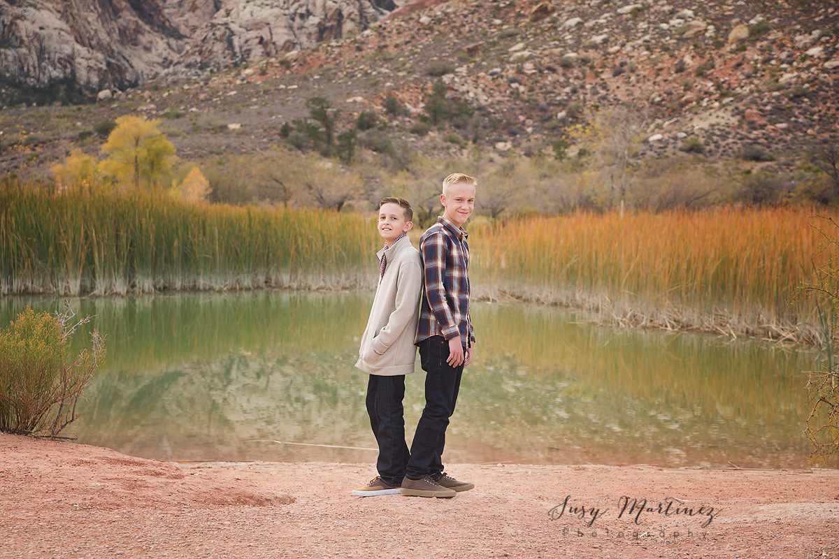 Fall Family Photos at Spring Mountain Ranch