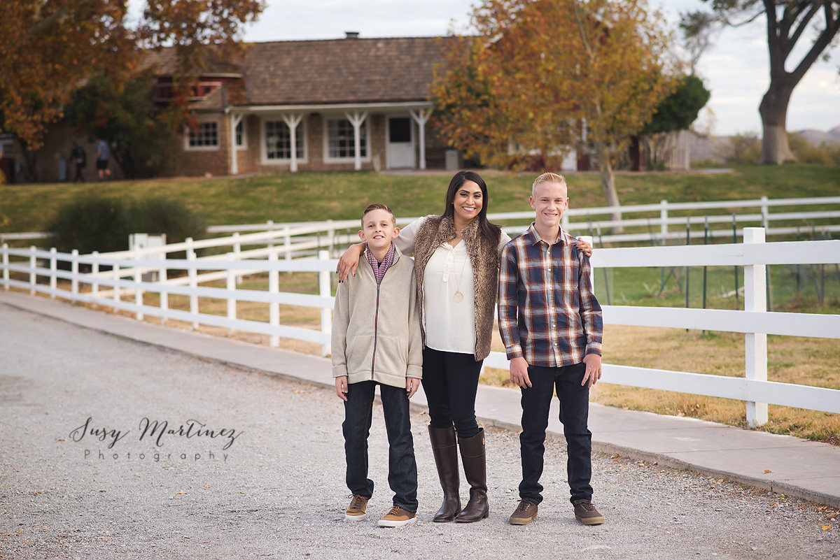 Fall Family Photos at Spring Mountain Ranch