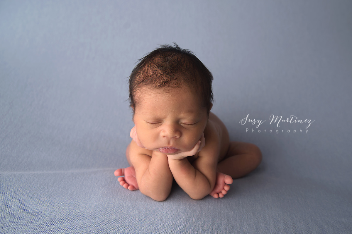 baby boy newborn portraits with Susy Martinez Photography