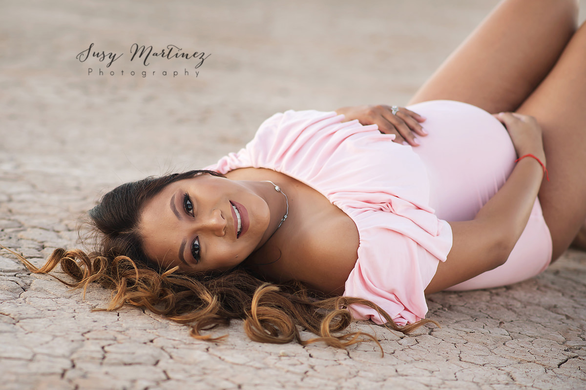 Maternity session in Nevada with Susy Martinez Photography