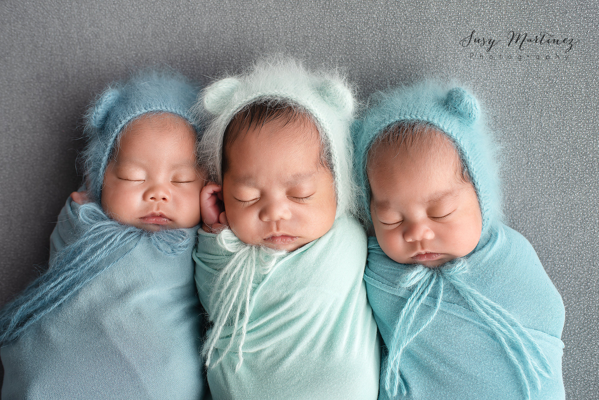 Las Vegas newborn session with triplets